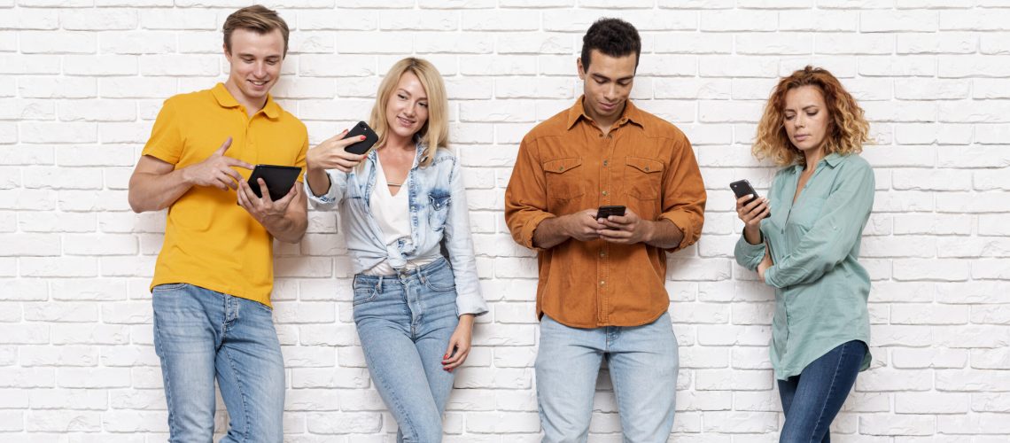 clientes de accesorios para celulares